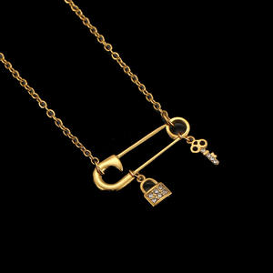 Kalung Liontin Perhiasan Fashion Berkualitas Tinggi Model Kupu-kupu Pin Baja Anti Karat Hongtong B1-399 Terbaru - Product Image 2