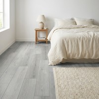 Suelos SPC de Tablones Anchos con Aspecto de Madera Refinado, Resistentes al Agua y Libres de Formaldehído, Ideales para una Vida Familiar Saludable y Moderna