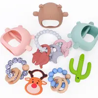 Rundes Armband Halloween Autistic Infant Private Label Frucht Buche Holz Tiere Cartoon Silikon Baby Beiß ringe für Baby