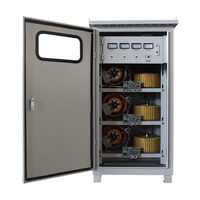 Stabilisateur de tension automatique triphasé 50KVA 100KVA longue durée de vie en cuivre de haute précision étanche pour le Type de courant alternatif SVC