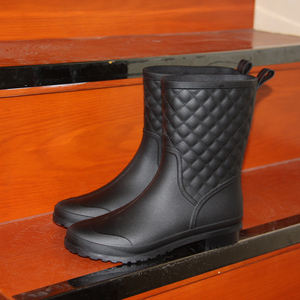 Bottes <span class=keywords><strong>Wellington</strong></span> pour femmes, directement <span class=keywords><strong>de</strong></span> l'usine, personnalisables, en caoutchouc PVC, bottes en caoutchouc mi-mollet, imperméables, bottes <span class=keywords><strong>de</strong></span> pluie pour femmes - Product Image 6