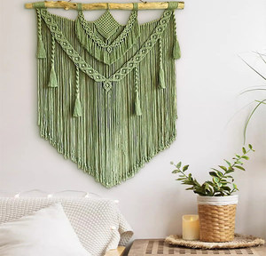 Ventes Flash : Décoration Murale <span class=keywords><strong>Macramé</strong></span> Vert <span class=keywords><strong>avec</strong></span> Tige en <span class=keywords><strong>Bois</strong></span> Naturel, Tapisserie Murale Bohème Tissée à la Main <span class=keywords><strong>avec</strong></span> Franges, Décoration Murale Texturée Bohème - Product Image 2