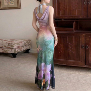 เดรสยาวทรงเข้ารูปพิมพ์ลายดอกไม้จีนสไตล์วินเทจ คอวีผูกโบว์  สำหรับวันพักผ่อน - Product Image 4