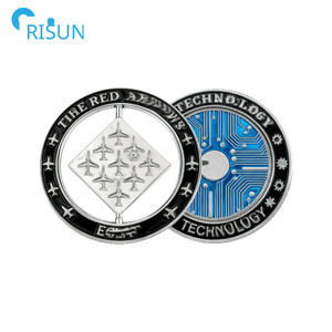 Pièce de défi rotative 3D en forme de roue, personnalisable avec logo, modèle avion spatial, souvenirs - Product Image 3