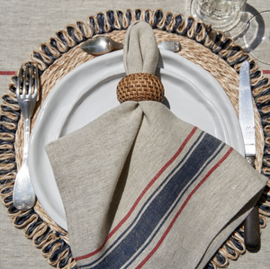 Anneaux de serviette en rotin faits à la main de style bohème, matériau naturel, porte-serviettes en osier tissé à la main pour une décoration de table élégante - Product Image 4
