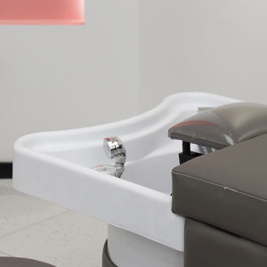 Hochwertige Moderne Weiße Salon-Haarwaschliege mit Weichem Design und Acryl-Leder-Material für den Export - Product Image 5