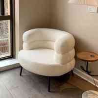 Fauteuil moderne en velours d'agneau à dossier unique Chaise de canapé durable pour chambre à coucher Tabouret de maquillage Home Office Dining Accent Minimalist Hotels