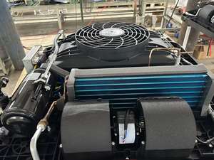 <span class=keywords><strong>CARTOUR</strong></span> CA22 R32 Inversor de Corriente Alterna para RV de 12V/24V con Compresor Rotatorio Doble de 8500 BTU y 45-50 dB, Enfriador de Techo para Camión, Montaje Superior - Product Image 3