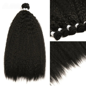 Extensions de cheveux synthétiques en fibres premium super douces et lisses, 26-28 pouces, bouclées crépues, ombrées blondes, en lots - Product Image 5