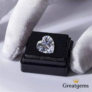 Blanc laboratoire créé Moissanite coeur coupe pierre précieuse en vrac Premium Fine qualité changement de couleur pour la fabrication de bijoux - Product Image 2