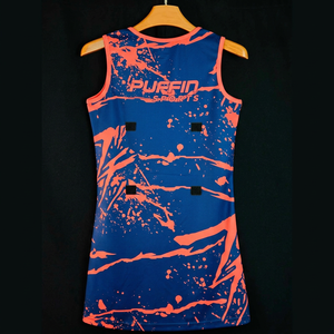 เสื้อเจอร์ซีย์เน็ตบอล PUFFIN SPORTS คุณภาพสูง แบบไม่มีแขน คอวี พิมพ์ลายแบบ Sublimation ระบายเหงื่อได้ดี ผลิตจากโพลีเอสเตอร์ 100% ทรงพอดีตัวสำหรับผู้ใหญ่ - Product Image 5