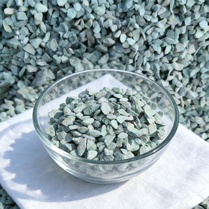 Zeolite Naturale per Terreno da Serra: Migliora la Regolazione della Temperatura e le Condizioni di Crescita delle Piante in Serra - Product Image 1