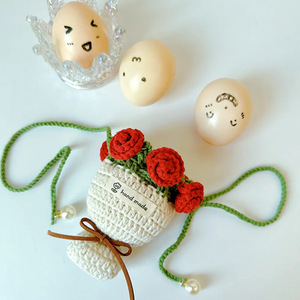 Muñecas de lana de ganchillo hechas a mano populares en el extranjero, bolsas para huevos del Festival del Bote del Dragón, fundas para huevos tejidas a mano, huevos con forma de rosa - Product Image 1