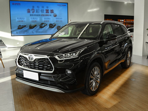 Camry Usado <span class=keywords><strong>con</strong></span> Garantía <span class=keywords><strong>de</strong></span> Crédito, Sedán Mediano Híbrido <span class=keywords><strong>de</strong></span> Cuatro Puertas y Cinco Asientos para Adultos en <span class=keywords><strong>Venta</strong></span> - Product Image 5