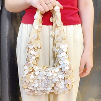 Nouveau Sac à Main Tendance en Forme de Coquille à Motif Géométrique, Orné de Paillettes et de Strass, Fait Main, Sac à Bandoulière Tissé, Collection 2026