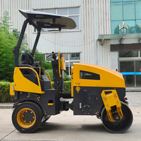 Compacteur routier à roues vibrantes de 2 tonnes, fabriqué en Chine, avec roue avant en acier et pneu arrière en caoutchouc, pour asphalte, avec garantie d'un an