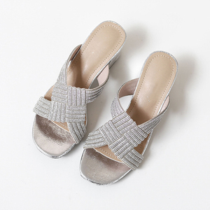 Chaussures mules en dentelle brillantes à talons hauts pour femmes - Product Image 4