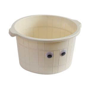 Round Plastic Foot Bath Bucket With Big Eyes And Bow Durable Massage Basin For Home Or Dormitory Use - Product Image 5
