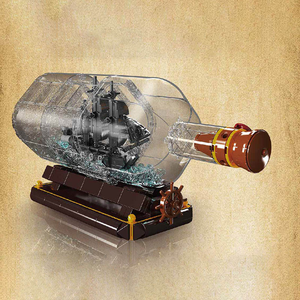 Moule King 10070S 822PCS Ship Serie <span class=keywords><strong>Black</strong></span> <span class=keywords><strong>Pearl</strong></span> Little Drifting Bottle Model Building Block Model Technical Toy Festival Gift - Product Image 5