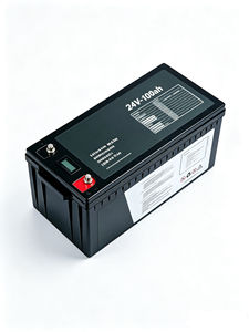 Batterie solaire au lithium LiFePO4 de qualité A 24V 100Ah 200Ah 300Ah avec BMS IP54 certifiée CE UN38.3 pour le stockage d'énergie domestique - Product Image 2