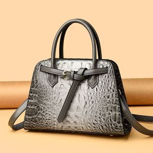 กระเป๋าถือวัสดุ PU สำหรับสุภาพสตรีทันสมัย กระเป๋าถือดีไซน์หรูรุ่นใหม่ปี 2026 เหมาะสำหรับการใช้งานประจำวัน.2166 - Product Image 2