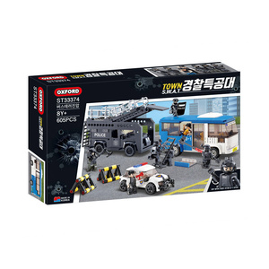 OXFORD TOWN Special Force Urban Public Security Building <b>Blocks</b> <b>Plastic</b> ABS Emergency Rescue Scene Policeman Construction Toy - Product Image 1