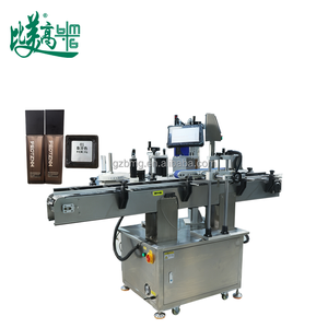 Machine d'étiquetage latéral automatique, module d'impression d'étiquettes avec convoyeur, marquage au laser de la date de production sur les étiquettes pour les flacons cosmétiques - Product Image 1