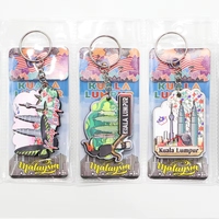 Porte-clés personnalisable en bois avec feuille d'argent, motif chiot animé en forme de cœur, souvenirs de voyage colorés, vente directe usine, logo personnalisé