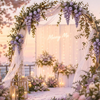 Décorations et fournitures de mariage : Fleurs artificielles en plastique floqué, accents floraux sur le thème violet pour allées de mariage, décorations de cathédrale, arrangements floraux de plafond.