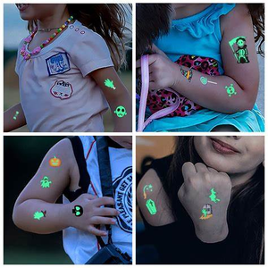Autocollants de <span class=keywords><strong>tatouage</strong></span> temporaire personnalisés lueur dans le noir Conception simple pour <span class=keywords><strong>bras</strong></span> main épaule - Product Image 4