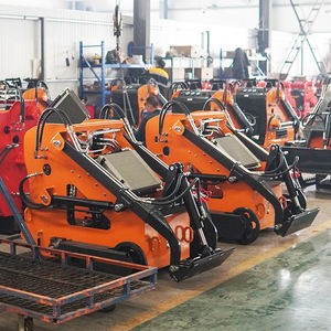 جرافة صغيرة زاحفة بحمولة 0.5 طن مع ملحقات اختيارية: حفار، قاطع أعشاب، كسارة، مكنسة، جزازة عشب، خلاط - Product Image 5