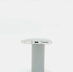 Teléfono Inteligente Mate 40 con Pantalla OLED, Cámara Trasera de Alta Definición, Carga Rápida, Batería de Gran Capacidad, Resistente al Agua IP68, Delgado y Ligero - Product Image 4