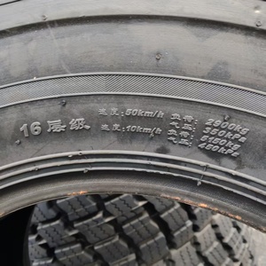 Werkseitige Lieferung von 16/70-20-Laderreifen 23.5 R25 Stahldraht-Reifen mit Schnee muster <span class=keywords><strong>P</strong></span> f - Product Image 4