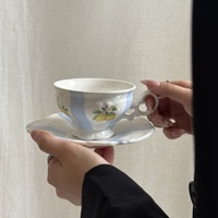 Tasses et assiettes à fleurs en relief de style rétro français, tasses à café latte en céramique de haute qualité vintage