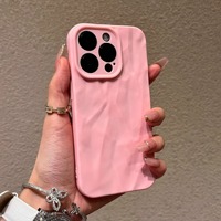 Coque de téléphone pliable en silicone tendance anti-rides pour iPhone 17 16 15 14 13 12 Pro Max, couleur bonbon douce, protection intégrale
