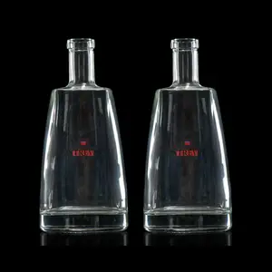 Ucuz fiyat votka brendi 70 cl temizle cam şekilli özel ruh şişe