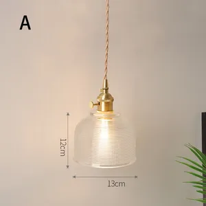Lampe en verre et laiton rétro nostalgique de l'ancienne République de Chine, idéale pour les hôtels, les maisons d'hôtes, les bars, les cafés et les restaurants - Product Image 6