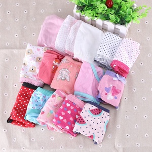 Venta al por mayor 100% de impresión de algodón niños <span class=keywords><strong>ropa</strong></span> interior/<span class=keywords><strong>ropa</strong></span> de impresión de dibujos animados chica bragas - Product Image 1