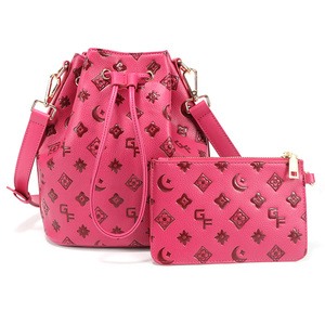 Conjunto de Bolsos Tipo Cubo con Cordón y Patrón Grabado para Mujer, Venta al por Mayor Personalizada, a la Moda, para Compras, con Cartera/Monedero a Juego - Product Image 1