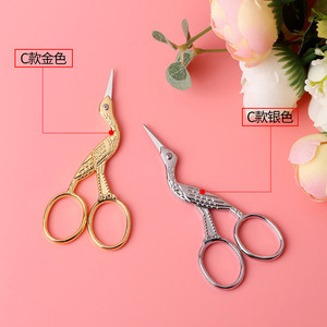 กรรไกรตัดเล็บแบบกรรไกรตัดกระดาษ กรรไกรตัดเล็บสีทองและสีเงิน เครื่องมือเสริมความงามสไตล์วินเทจ ทนทาน ใช้ในบ้าน ใบมีดตรง รูกลม - Product Image 4