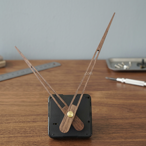 Mécanisme d'horloge murale AIDA de luxe à mouvement silencieux à quartz, design squelette, aiguille en bois, durable, à faire soi-même - Product Image 4
