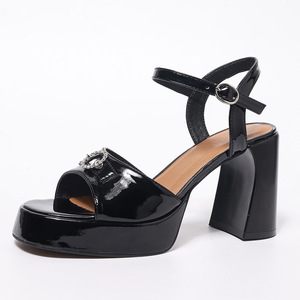 Sandalias de mujer de alta gama, cómodas y versátiles, con un diseño único y un estilo exquisito. Sandalias elegantes y exclusivas para mujer. - Product Image 6