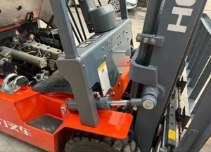 Heli Mini chariot élévateur d'occasion 1.5 tonnes Heli K15 Chariot élévateur diesel - Product Image 5