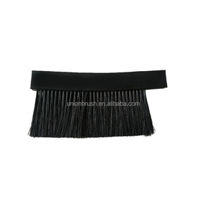 Cepillo de Panel Flexible con Cerdas de Nailon y Soporte de Goma para Sellado de Puertas - Product Image 2