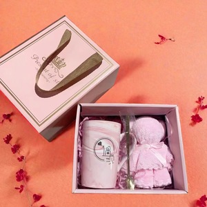 Tasse en céramique tasse créative poupée tasse de mariage avec serviette ours cadeau d'anniversaire ensemble de mariage tasse coffret cadeau <span class=keywords><strong>fête</strong></span> <span class=keywords><strong>des</strong></span> <span class=keywords><strong>mères</strong></span> boîte-cadeau - Product Image 6