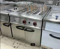 Cuisinière à nouilles au gaz en acier inoxydable, 10 paniers, armoire à double porte - Utilisation commerciale pour la restauration, double température