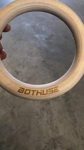 Anneaux de <span class=keywords><strong>gymnastique</strong></span> en bois de grande quantité et kit d'entraînement de suspension de sangles numérotées avec logo laser pour l'entraînement physique - Product Image 6