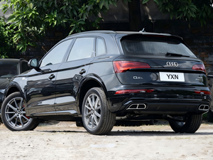 <span class=keywords><strong>AUDI</strong></span> Q5L d'occasion <span class=keywords><strong>2023</strong></span>, SUV <span class=keywords><strong>sport</strong></span> de luxe traditionnel, provenant de la gamme <span class=keywords><strong>Audi</strong></span> AWD <span class=keywords><strong>Quattro</strong></span> 2.0T 190 ch, 5 portes, 5 places, SUV intermédiaire Q5L - Product Image 4