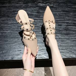 Nouvelles chaussures à talons hauts à bout pointu avec paillettes, dessus en cuir véritable noir, semelle extérieure en caoutchouc, respirantes, confortables, antidérapantes, exsudent de l'élégance - Product Image 4