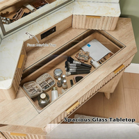 Grand bureau de maquillage en coin avec 3 lumières de miroir et station de charge en verre pour chambre à coucher